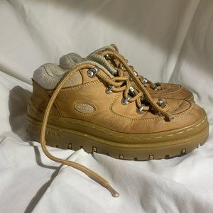 Vintage Tan Sketchers Jammers